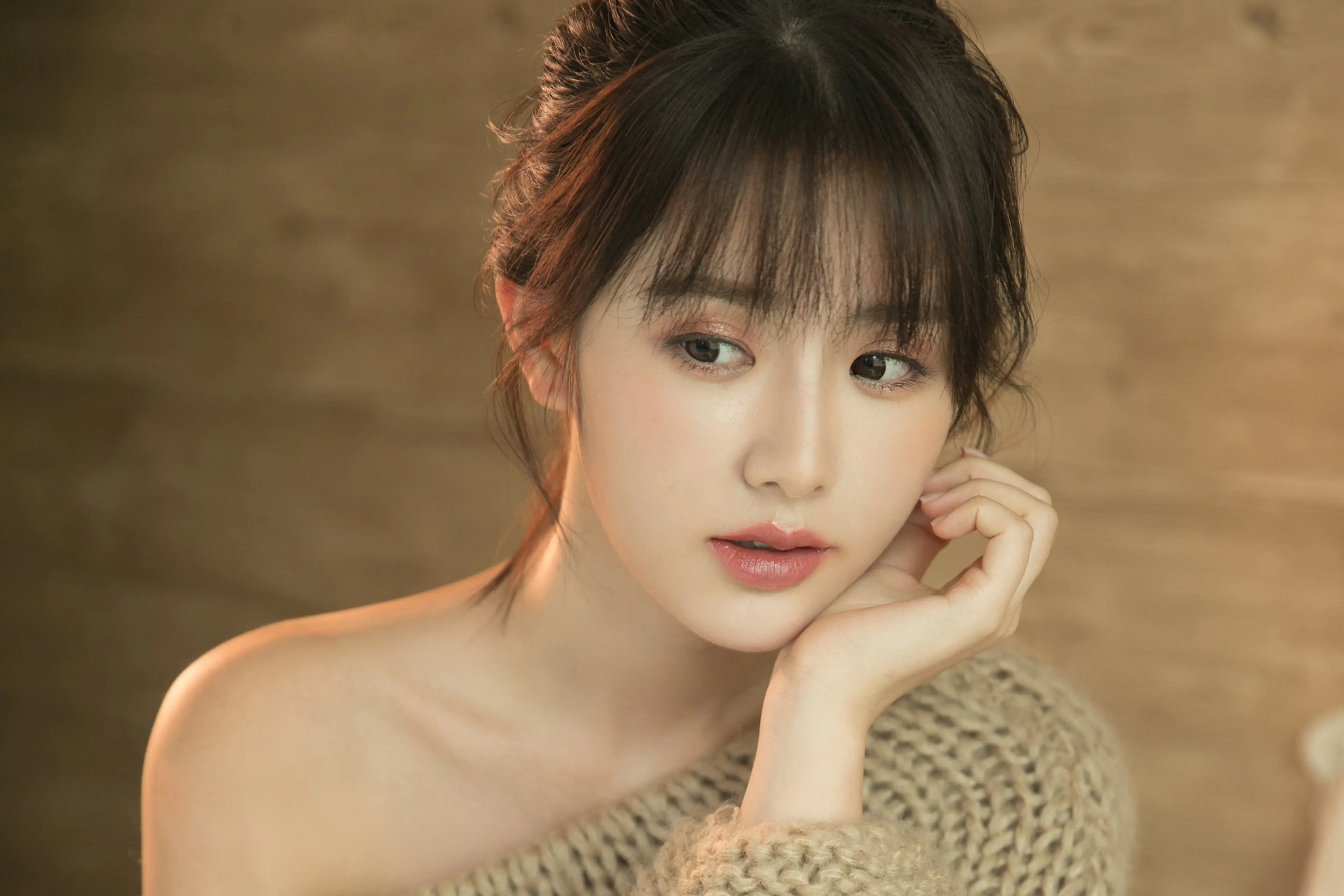 克孜勒苏西宁私人伴游陈娟儿的联系方式