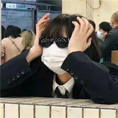克孜勒苏伴游女生冯萧玉的资料