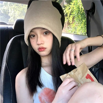 克孜勒苏伴游女生丛河灵的资料